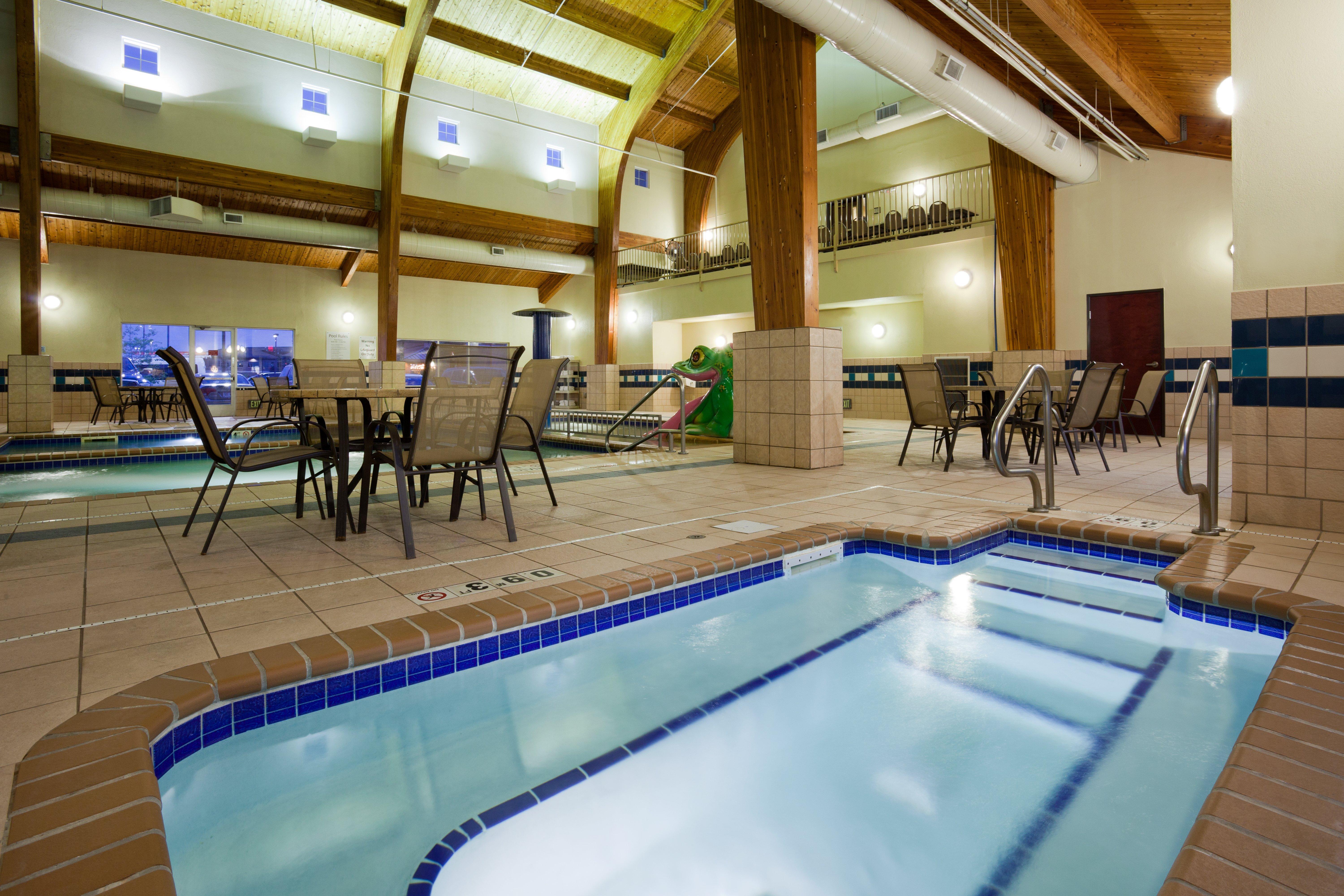 Holiday Inn Express & Suites Aberdeen By Ihg Luaran gambar