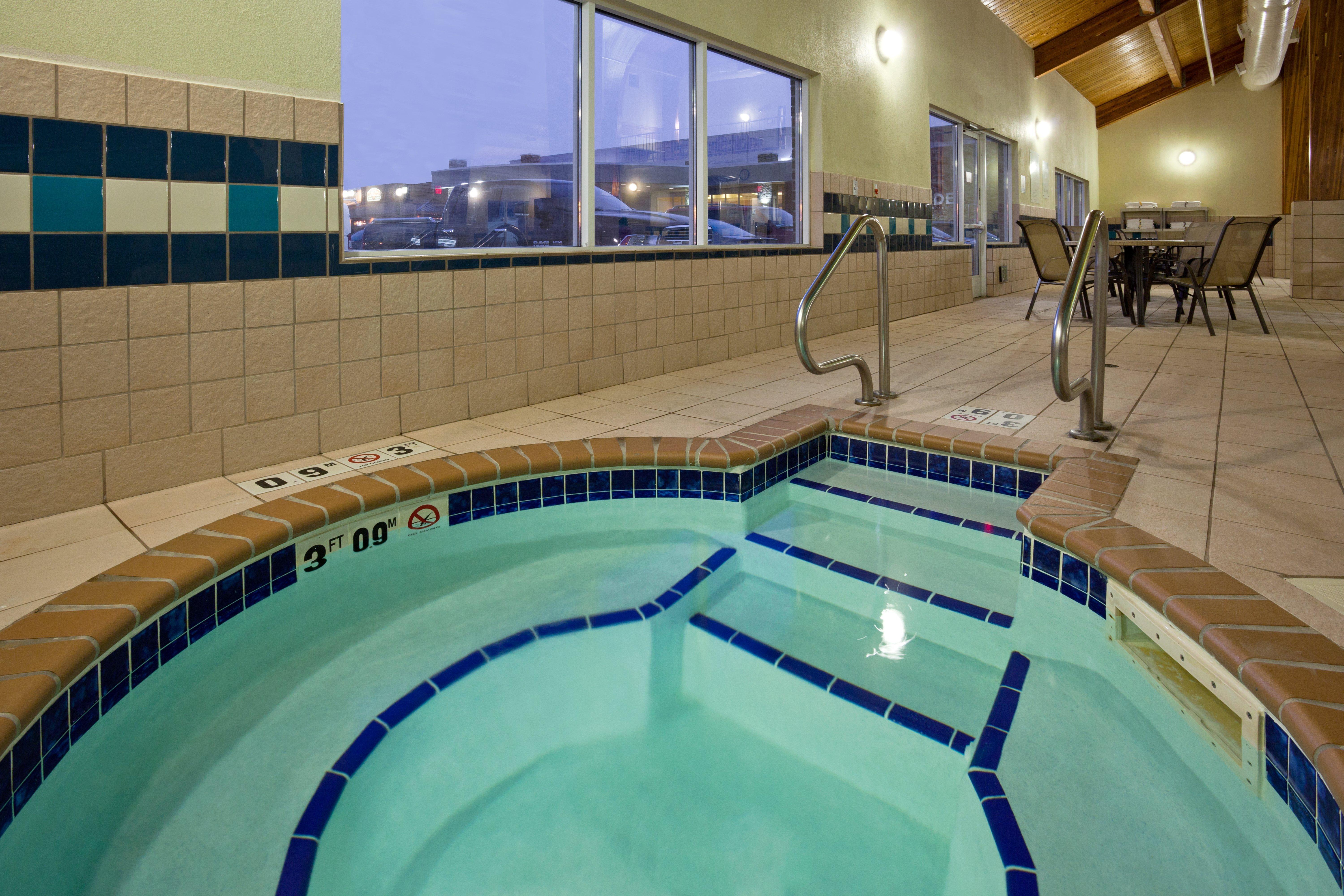 Holiday Inn Express & Suites Aberdeen By Ihg Luaran gambar